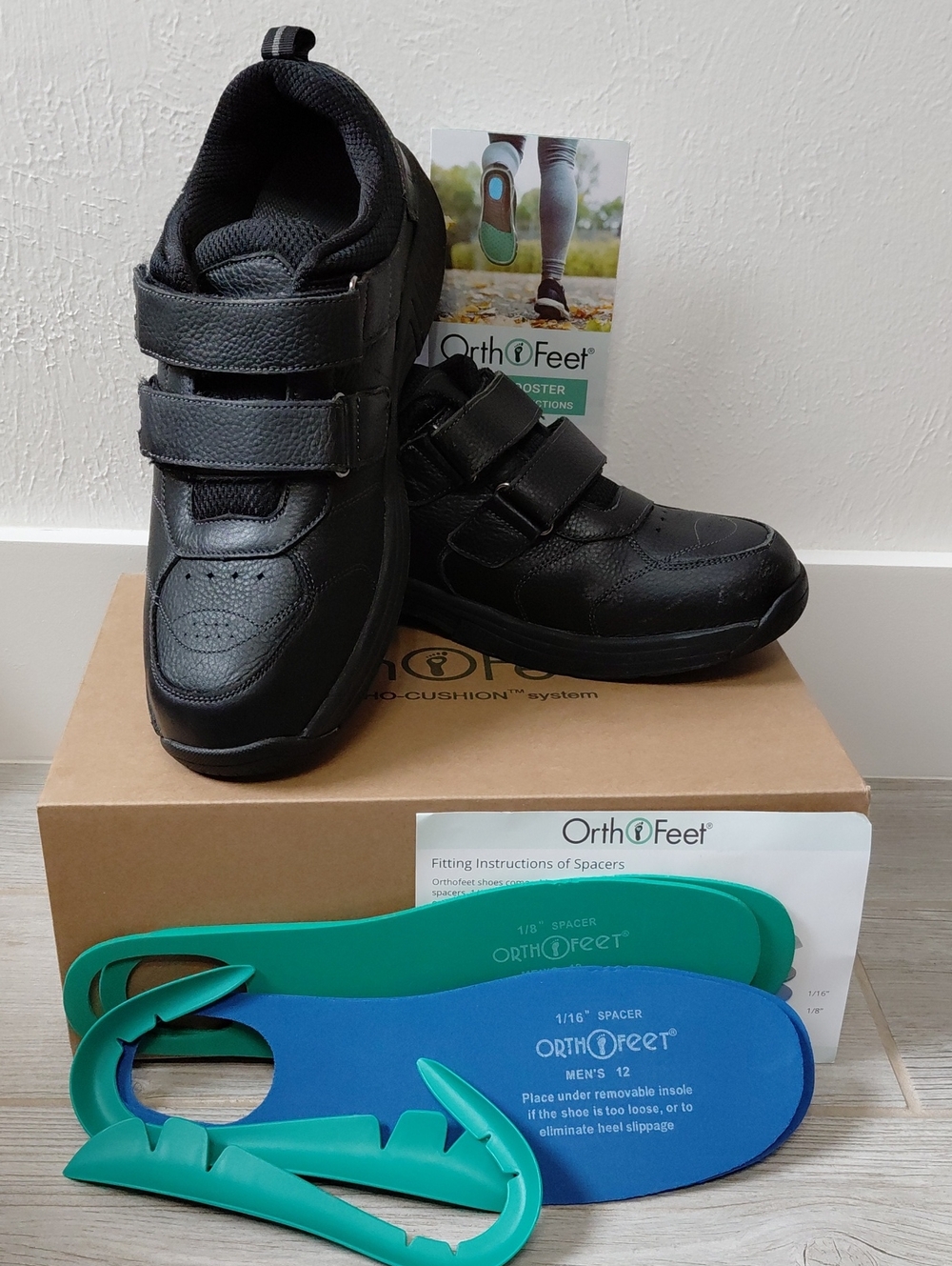 Orthofeet Alamo Men's Adjustable Leather Sneaker